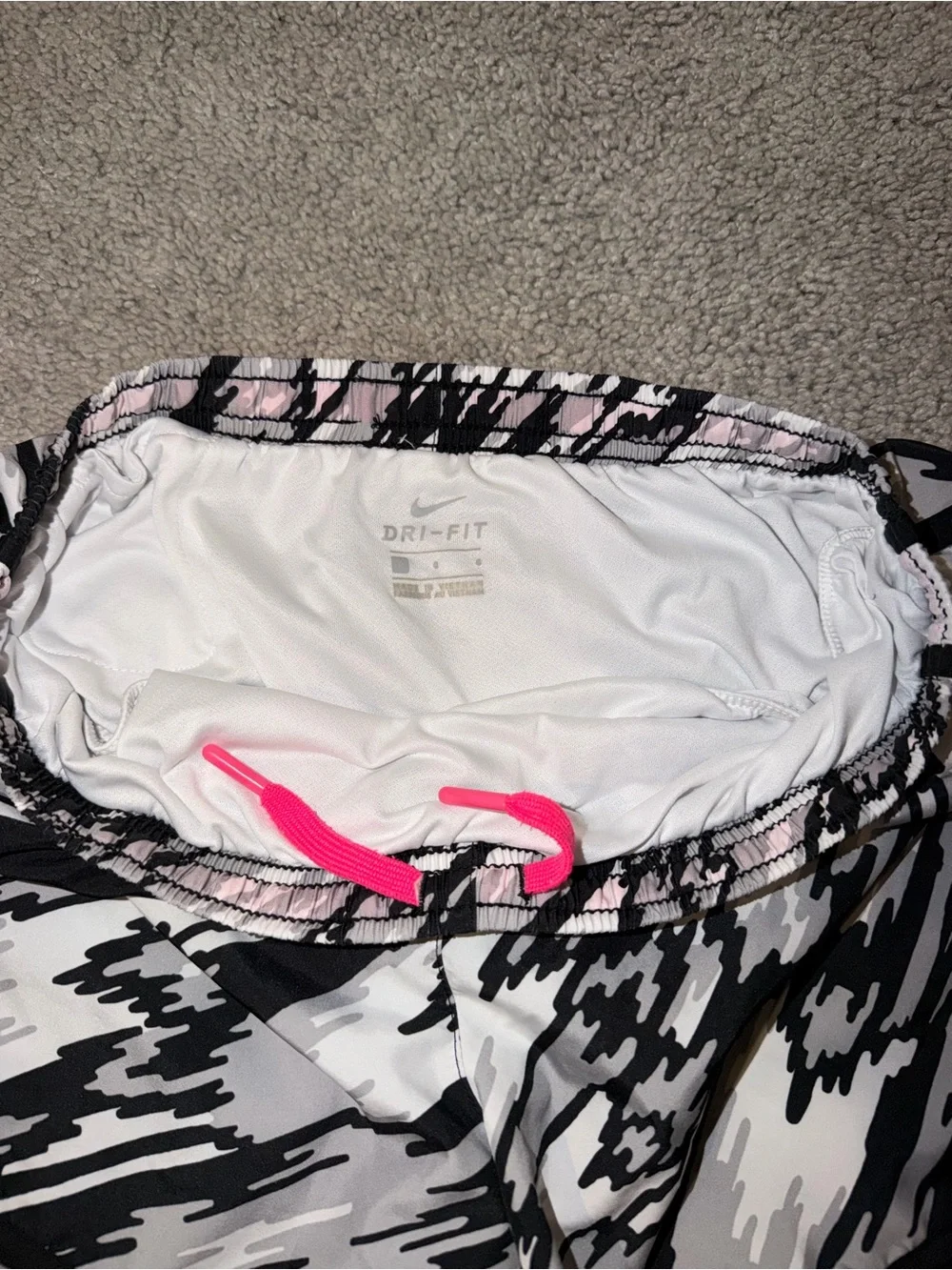 Nike Women’s Black & White Printed Athletic Shorts